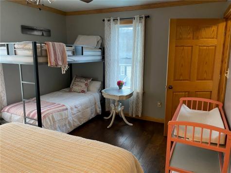 12 Logan Street Ohiopyle PA 15470