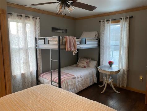12 Logan Street Ohiopyle PA 15470