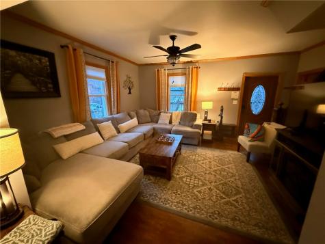 12 Logan Street Ohiopyle PA 15470
