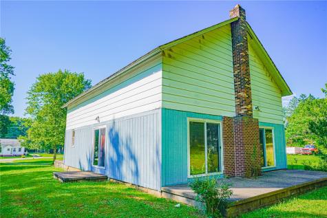 686 Old Route 8 Irwin Township PA 16038