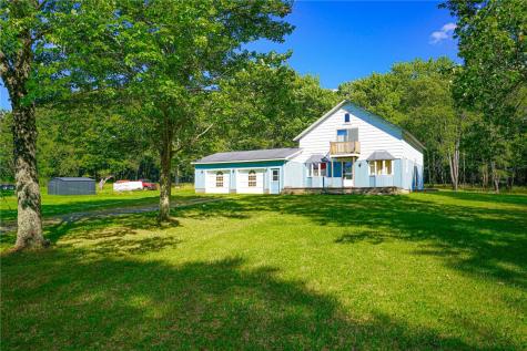 686 Old Route 8 Irwin Township PA 16038