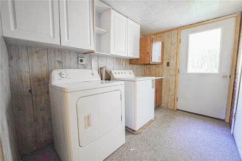 686 Old Route 8 Irwin Township PA 16038