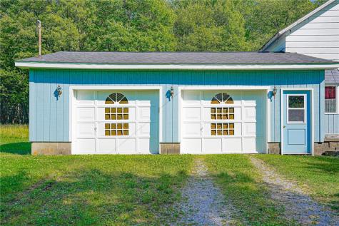 686 Old Route 8 Irwin Township PA 16038