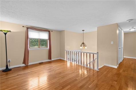 1104 Sharps Circle South Fayette PA 15017