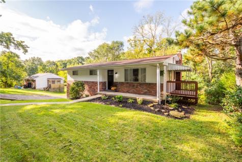 13 Cherokee Drive Robinson Township PA 15205