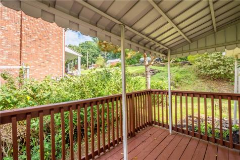 13 Cherokee Drive Robinson Township PA 15205