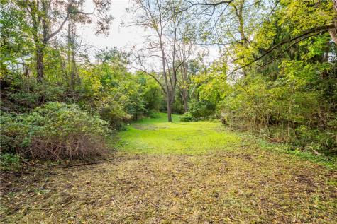 13 Cherokee Drive Robinson Township PA 15205