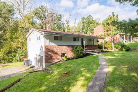 13 Cherokee Drive Robinson Township PA 15205