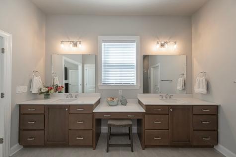 4012 Evilyn Drive Economy PA 15005