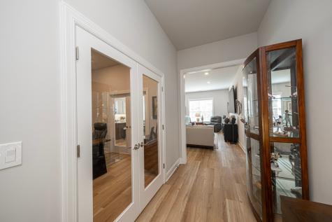 4012 Evilyn Drive Economy PA 15005