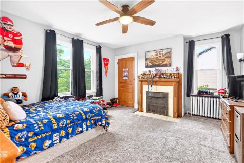 4004 Noblestown Road Oakdale PA 15071