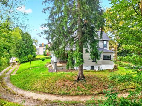 4004 Noblestown Road Oakdale PA 15071