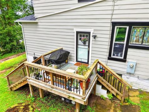 4004 Noblestown Road Oakdale PA 15071
