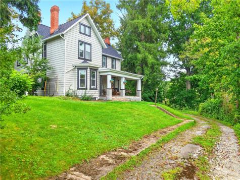 4004 Noblestown Road Oakdale PA 15071
