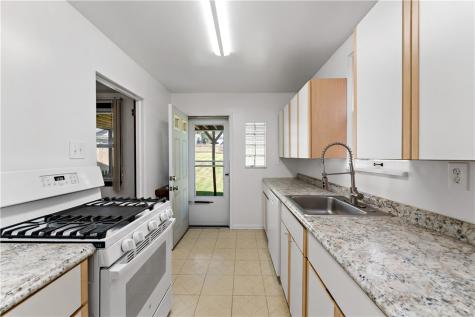 2921 Daniels Street Arlington PA 15210