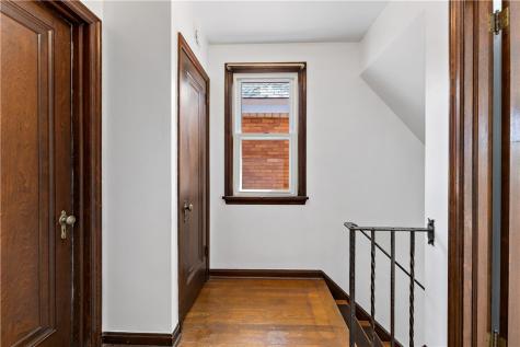 2921 Daniels Street Arlington PA 15210