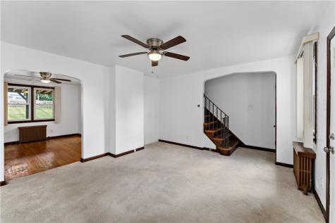 2921 Daniels Street Arlington PA 15210