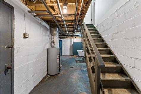 2921 Daniels Street Arlington PA 15210