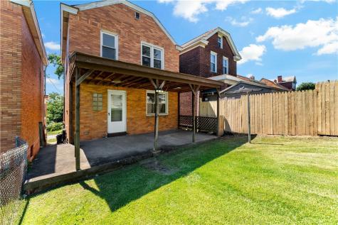 2921 Daniels Street Arlington PA 15210