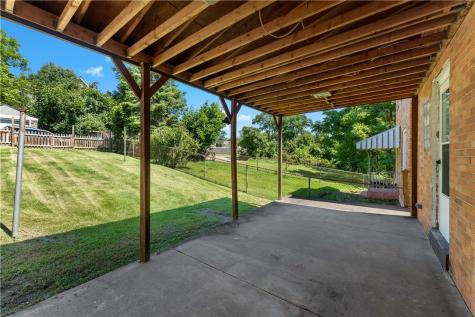 2921 Daniels Street Arlington PA 15210