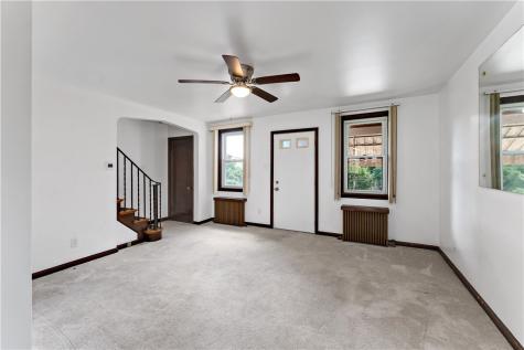 2921 Daniels Street Arlington PA 15210