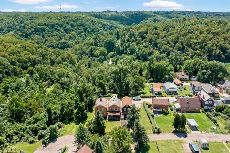 2921 Daniels Street Arlington PA 15210