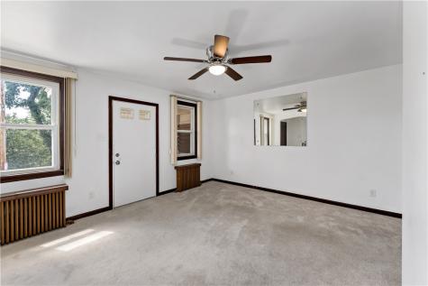 2921 Daniels Street Arlington PA 15210