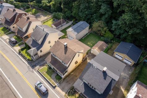 212 Provost Road Overbrook PA 15227