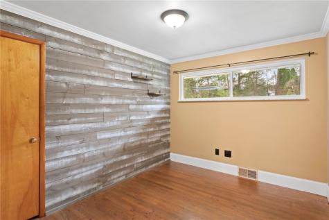 182 Chapel Drive North Sewickley Township PA 16117