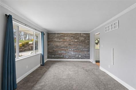 182 Chapel Drive North Sewickley Township PA 16117