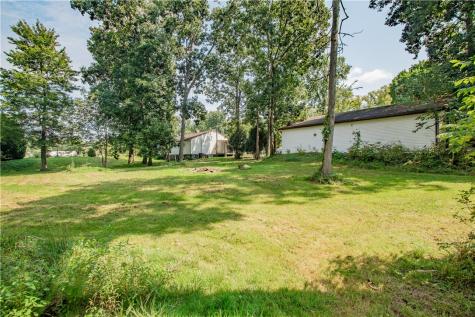 781 New Castle Road Franklin Township PA 16001