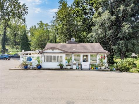 781 New Castle Road Franklin Township PA 16001