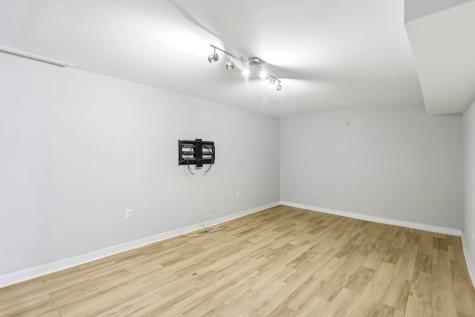 719 Darlington Street Carnegie PA 15106
