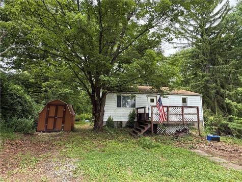 701 Chicora Road Oakland Township PA 16025