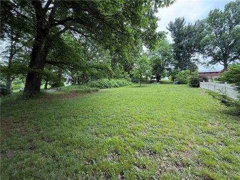 701 Chicora Road Oakland Township PA 16025