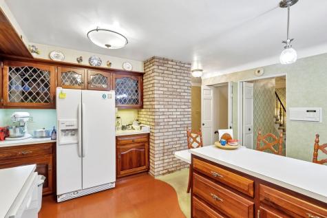 517 Cavitt Avenue Trafford PA 15085