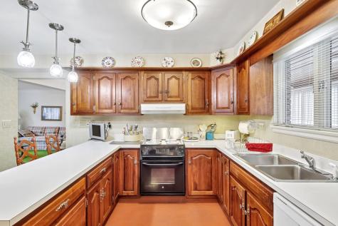 517 Cavitt Avenue Trafford PA 15085