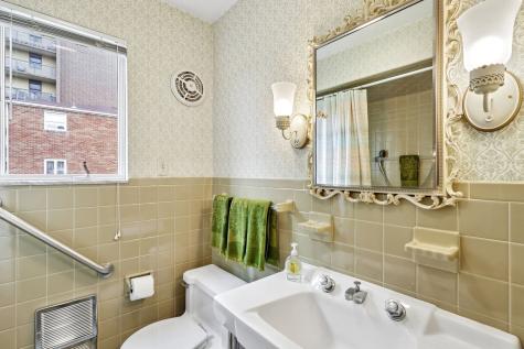 517 Cavitt Avenue Trafford PA 15085