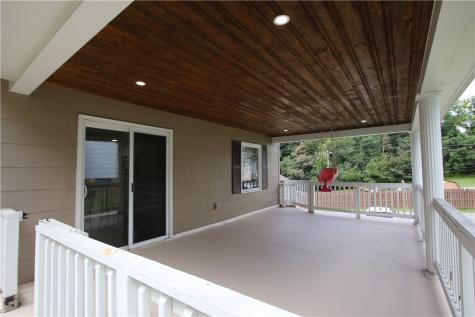 706 East Drive Clairton PA 15025
