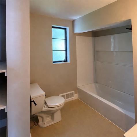 646 Tarragonna Street Bon Air PA 15210