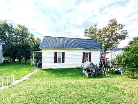 790 Bowlby Street Waynsbrg/frankln Township PA 15370