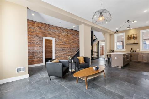 925 Constance Street Central North Side PA 15212