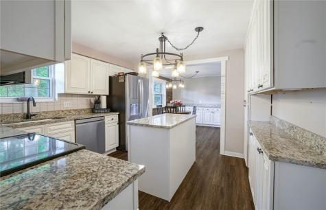 1520 Woodstream Drive Shaler PA 15116