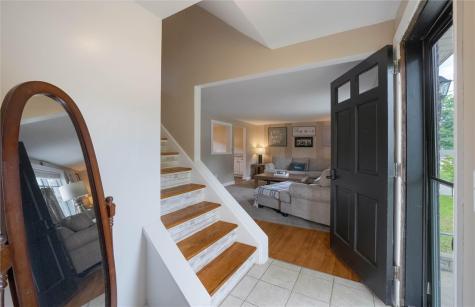 1520 Woodstream Drive Shaler PA 15116