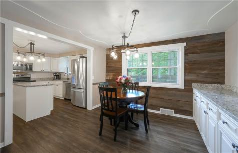 1520 Woodstream Drive Shaler PA 15116