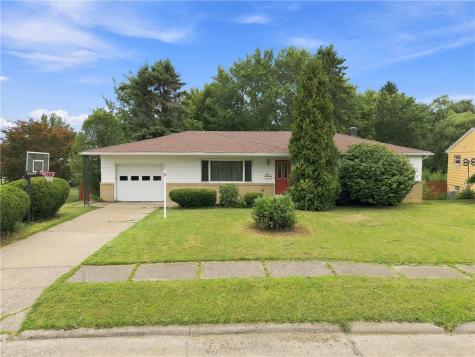 3203 Regis Drive Erie City PA 16510