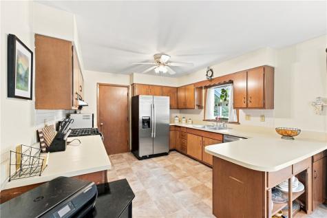 3203 Regis Drive Erie City PA 16510