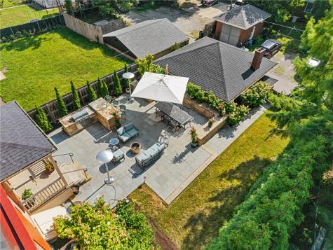 329 S Graham Street Friendship Park PA 15232