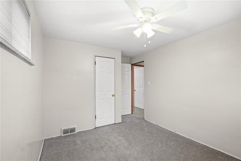 137 Eastminster Drive Verona PA 15147