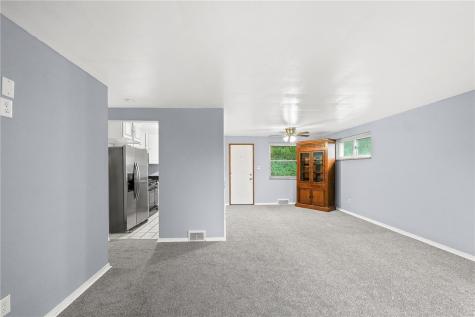 137 Eastminster Drive Verona PA 15147
